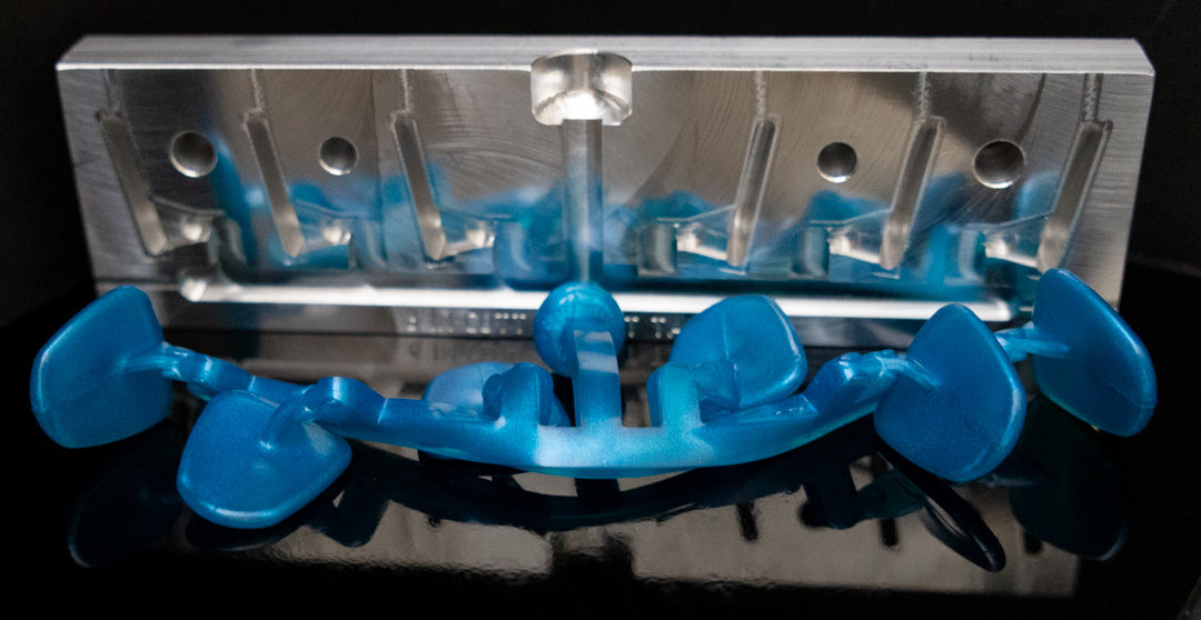 6" Cutt Throat Shad Tail Mold