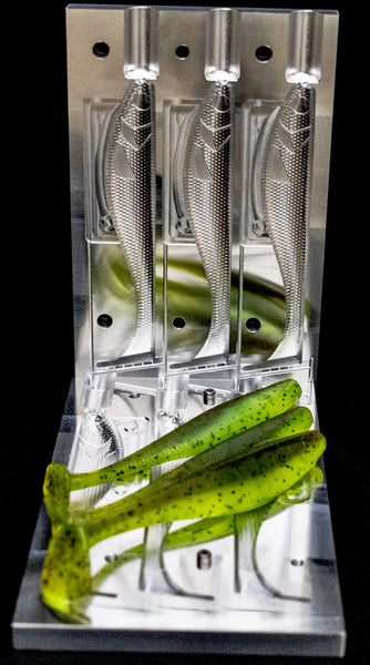 clear plastic cups with fish lure inside 6" DR Swimbait Mold Top Injection